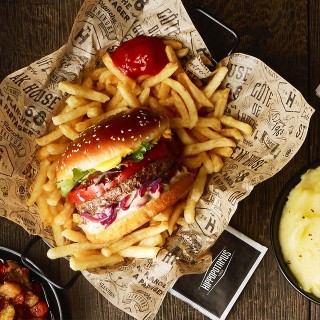 Burger Et Frites Chez Hippopotamus