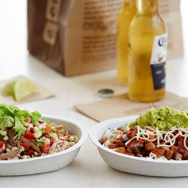 Des Bols Et De La Biere A Chipotle