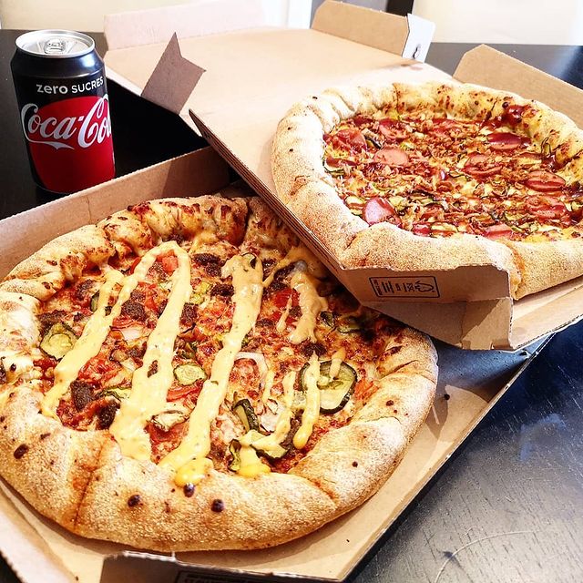 Deux Pizzas Dominos