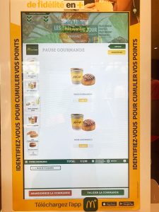 Prix Du Café Et Du Gâteau Mcdonald's